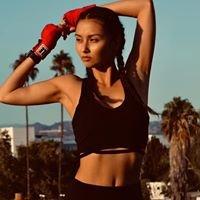 Photo of Lora O.