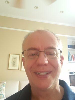 Photo of Alan R.