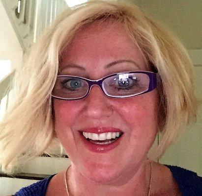 photo of Dr. Lynn S.