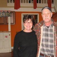 Photo of Lynne P.
