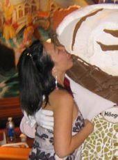 photo of Stephanie L.