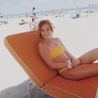 photo of Victoria M.