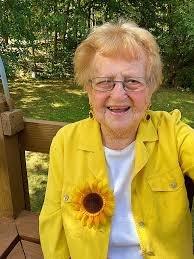 Photo of Laura M.