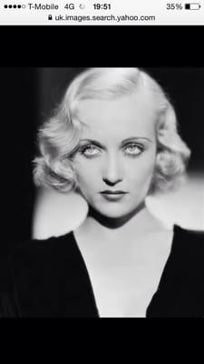 Photo of Laura A.