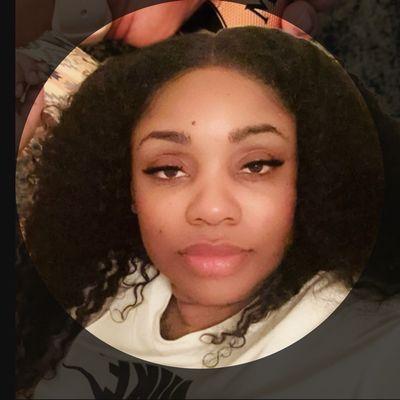 Photo of Danielle E.