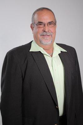 Photo of Lionel S.