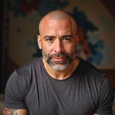 Photo of Christopher L.