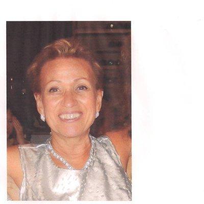 Photo of Elaine B.