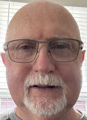 Photo of Robert G.
