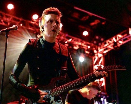 photo of Paragraph T.