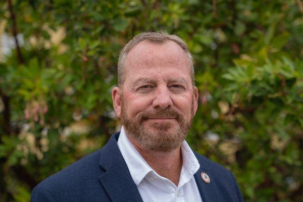 Photo of Gregory M.