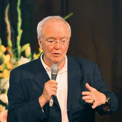 Photo of Alan W.