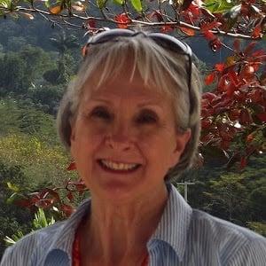 Photo of Lynn M.