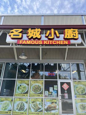 photo of Jennifer L.