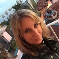 Photo of Leslie B.