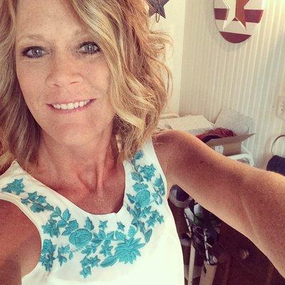 Photo of Annette S.