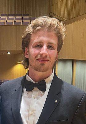 Photo of Benjamin L.