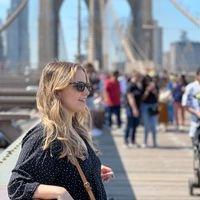 Photo of Laura F.