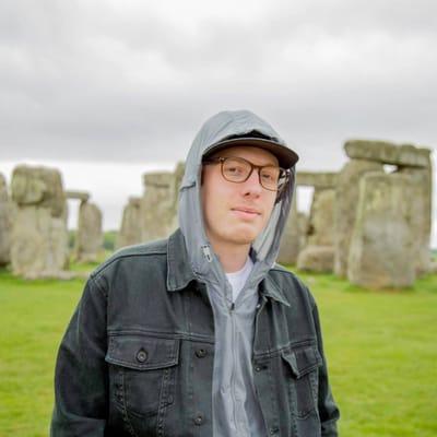 Photo of Steven M.