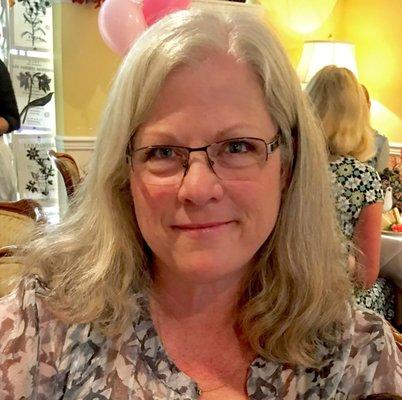 Photo of Holly L.