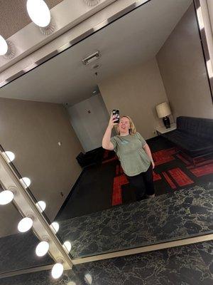 Photo of Lindsey H.