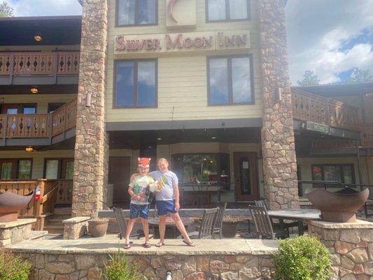 photo of Kansas And Zander A.