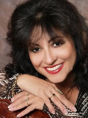 Photo of Cynthia R.