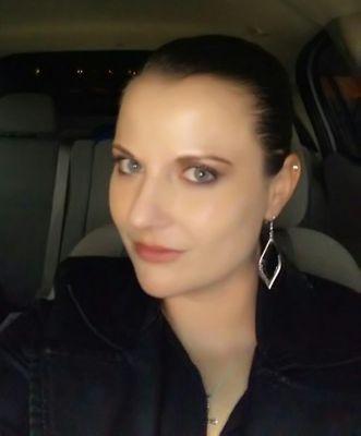 Photo of Lisa B.