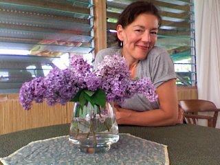 Photo of Connie L.