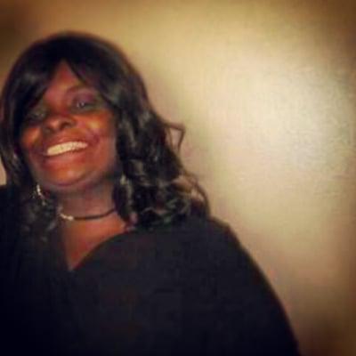 Photo of Author Michelle Jackson B.