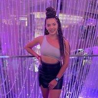 Photo of Naomi E.