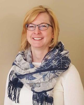 Photo of Maureen L.