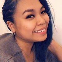 Photo of Laura R.