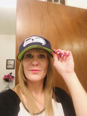 Photo of Laurie K.
