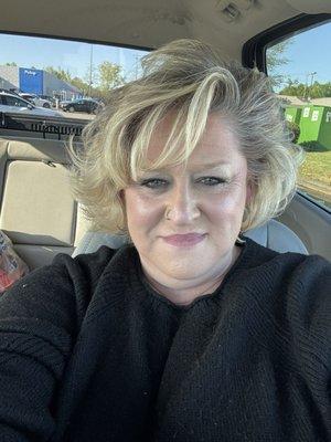 Photo of Leigh G.