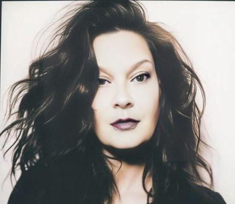 Photo of Shanon R.