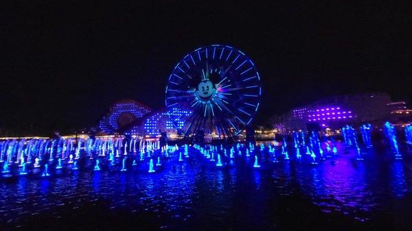 photo of The Yelper Elf L.