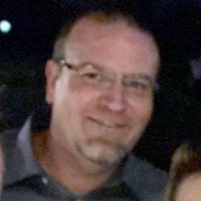 Photo of Kenneth D.