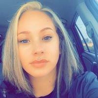 photo of Stephanie L.