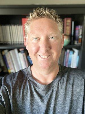 Photo of Daniel R.