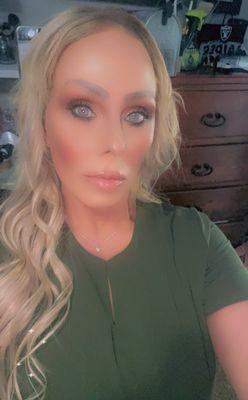 Photo of Annette M.
