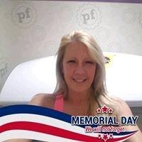 Photo of Laura A.