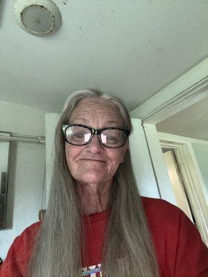 Photo of Julie E.