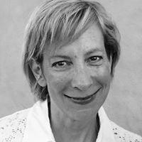 Photo of Lisa E.