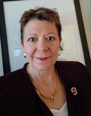 Photo of Elizabeth E.
