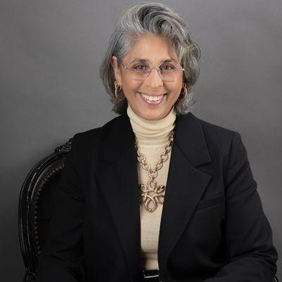 Photo of Lisa V.