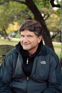 photo of David R.