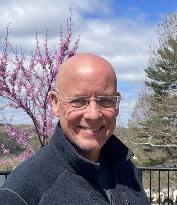Photo of Richard M.