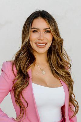 Photo of Stephanie S.