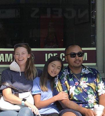 photo of President M.